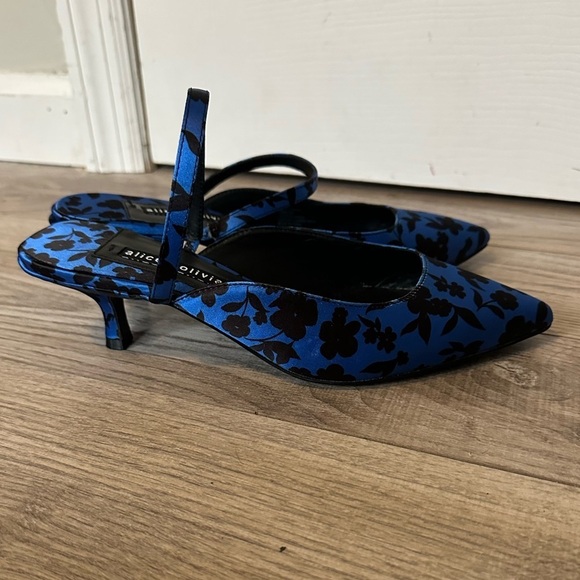Alice + Olivia Shoes - Alice and Olivia Marrgo Leather Kitten Heel Mule Blue and Black Floral